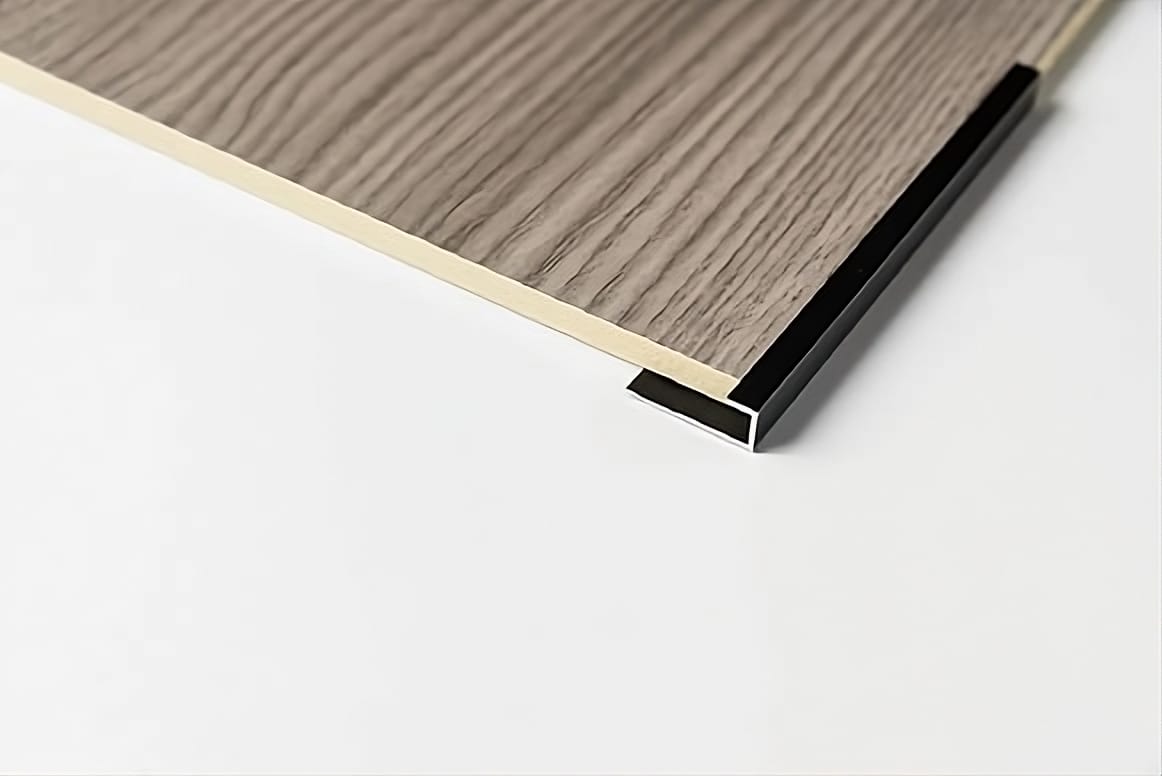 Záró Alumínium profil 5504 5mm falpanelhez