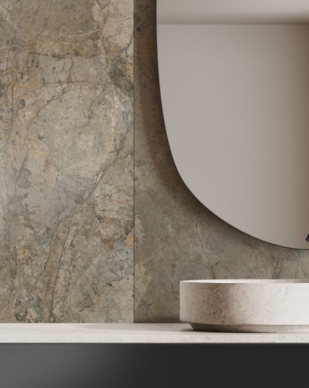 R104 Rainforest brown